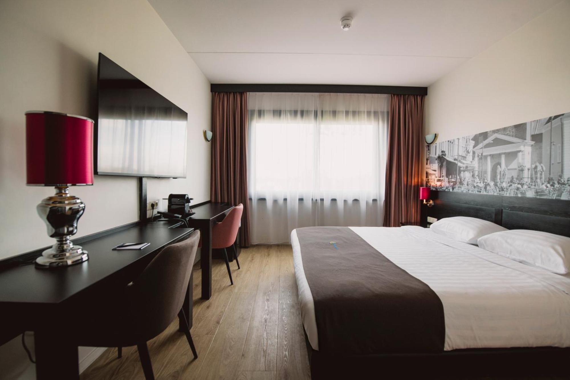 Bastion Hotel Roosendaal Eksteriør billede