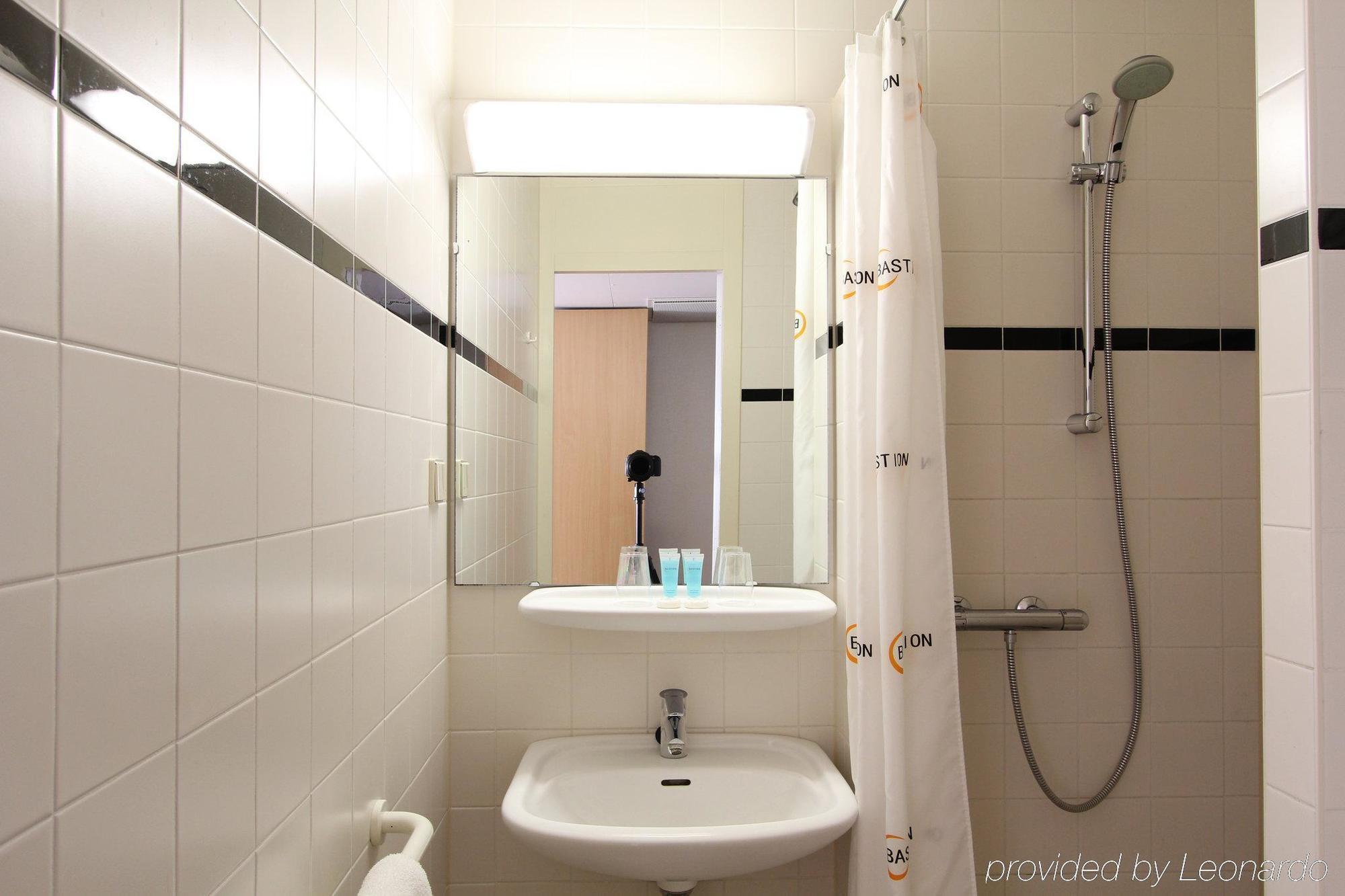 Bastion Hotel Roosendaal Eksteriør billede